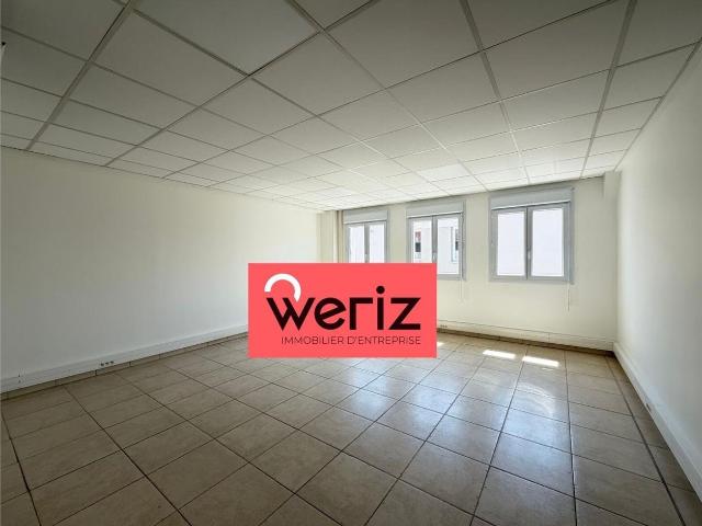Bureaux à louer Meyreuil Proximité A8 et commerces