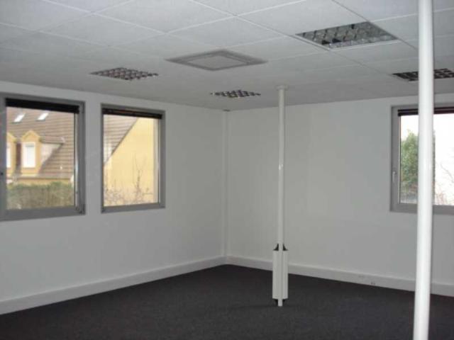 Bureaux à louer Noisiel Proche RER A et A4