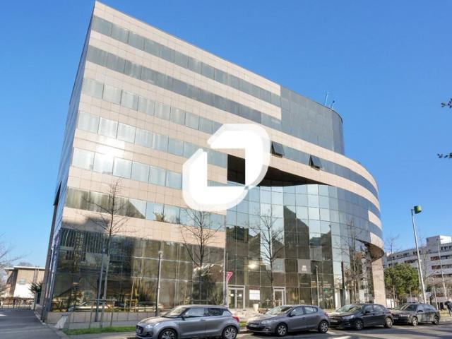 Bureaux à louer Noisy le Grand Proche RER A et autoroute A4
