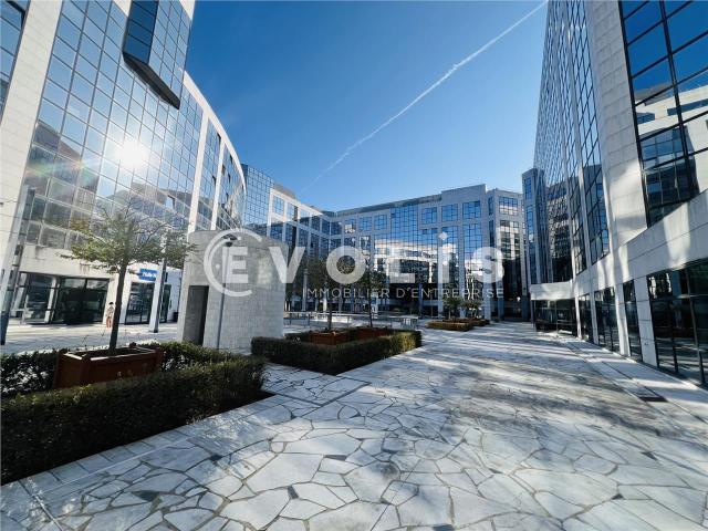 Bureaux à louer Noisy le Grand Proche RER A et autoroute A4