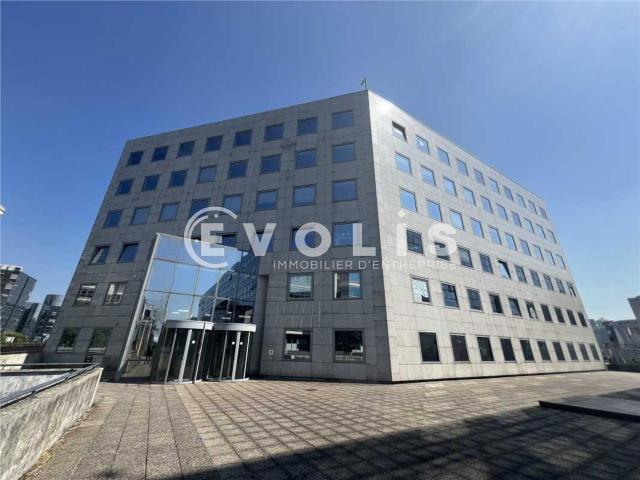 Bureaux à louer Noisy le Grand Proche RER, bus et autoroute A4