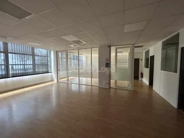 Bureaux à louer Nancy Rives de Meurthe Proximité tram, bus et axes routiers