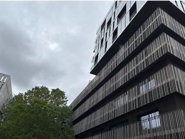 Bureaux à louer Nantes Quartier Création, balcon et parking sécurisé