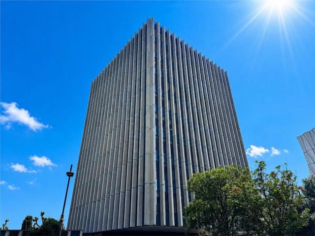 Bureaux à louer Nantes Quartier Création & Tram Chantiers Navals