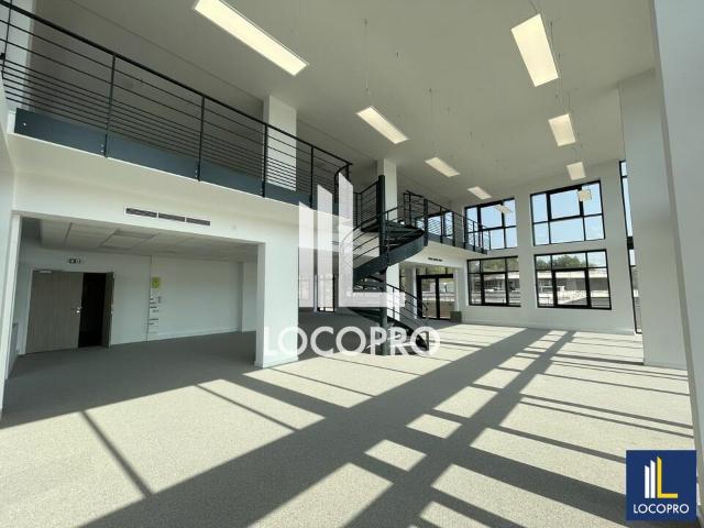 Bureaux à louer Sophia Antipolis Plateau R+3 avec terrasse