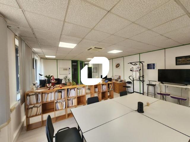 Bureaux à louer Saint Germain en Laye Proche tramway et gare