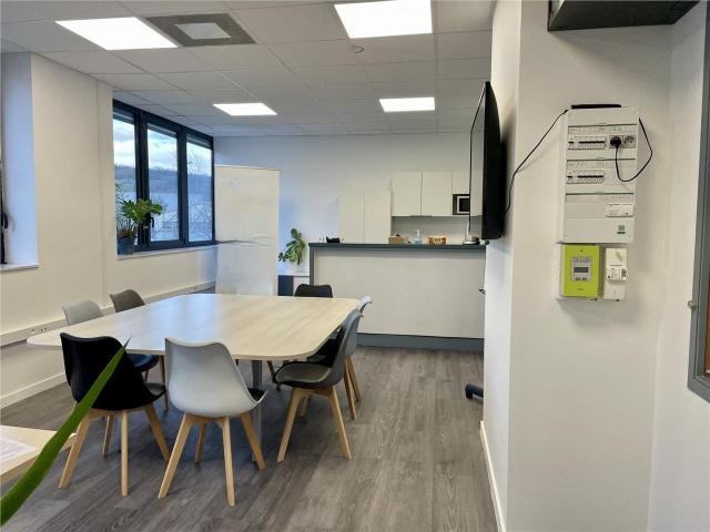 Bureaux à louer Saint Etienne Technopole Proche A72 et gare TGV