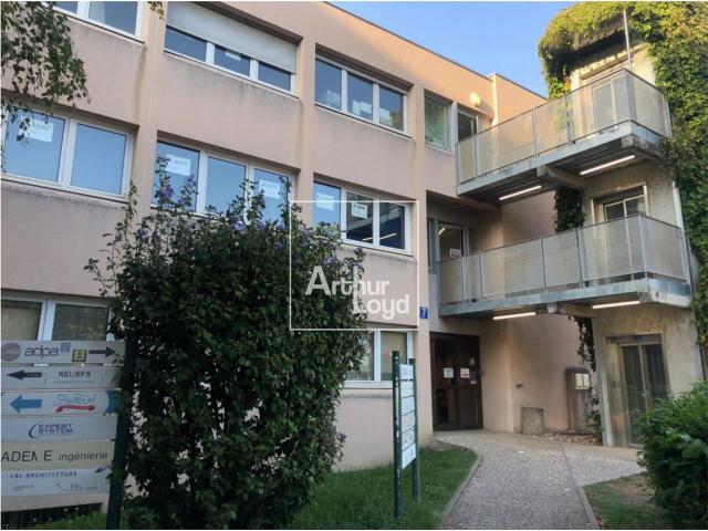 Bureaux à louer Saint Martin d'Hères Proche bus et tram