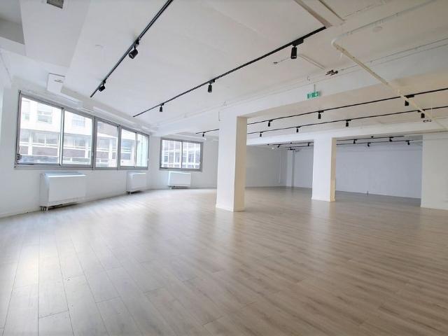 Bureaux à louer Paris 10 Proche gare de l'Est et gare du Nord