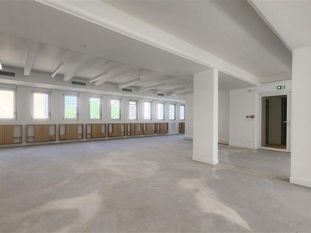 Bureaux à louer Paris 15 Métro Dupleix et Bir Hakeim