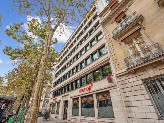 Bureaux à louer Paris 17 Proche Parc Monceau et métro Villiers