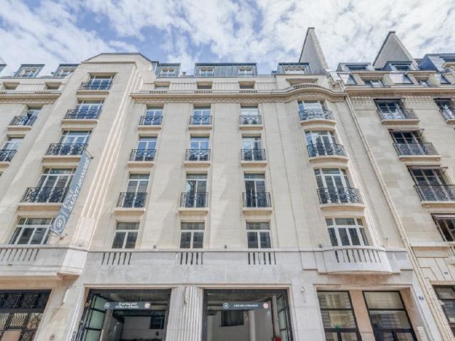 Bureaux à louer Paris 8 Proche Place de l'Étoile