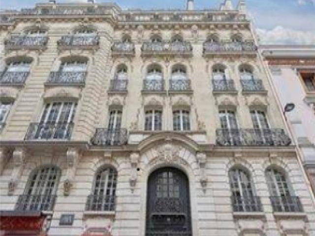 Bureaux à louer Paris 9 proche église Trinité