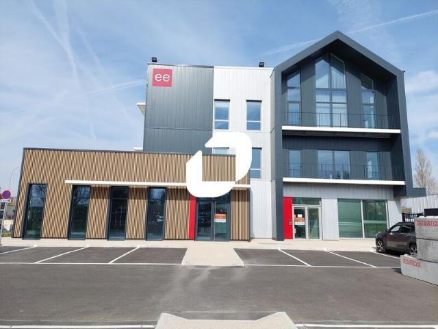 Bureaux à louer Plaisir Proche A12, N12 et gare