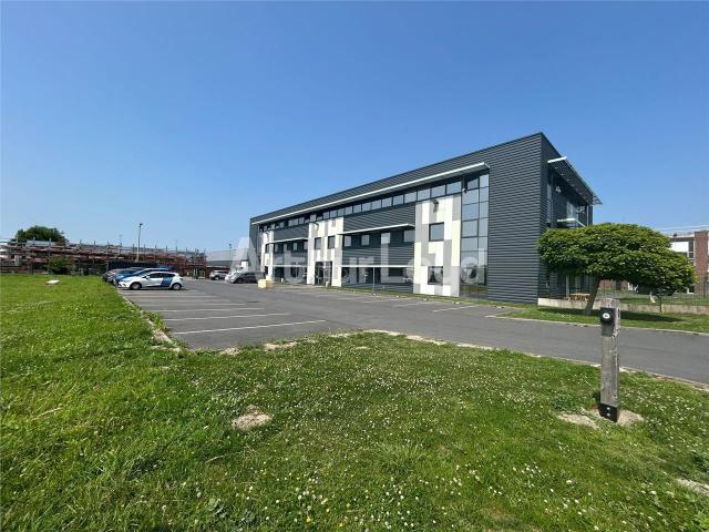Bureaux à louer Prouvy Proche échangeur A2 A23