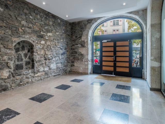 Office for rent in Rue Kléberg 245 m² | dreamo. Ch