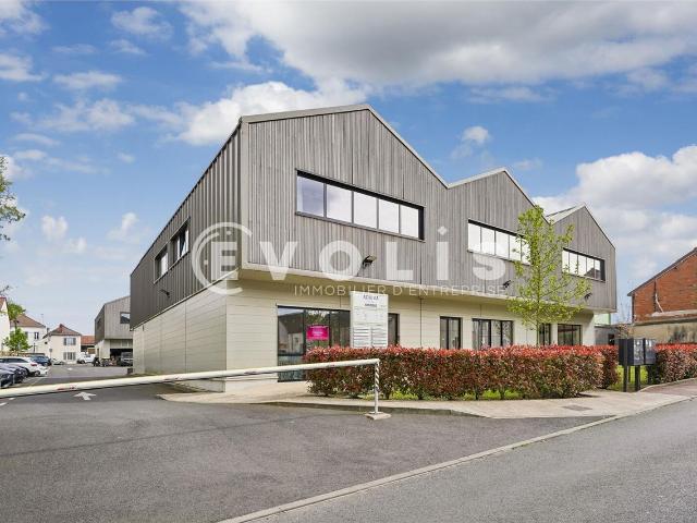 Bureaux à louer Wissous Accès bus, RER et autoroutes