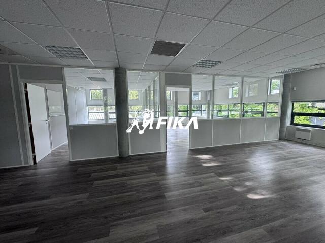 Bureaux à vendre Mérignac Proche Tram F et accès A630