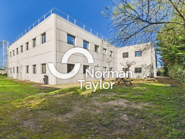 Bureaux à vendre Montpellier Proche A75 et centre commercial
