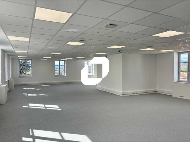 Bureaux à vendre Mornant Parc Saint Charles, accès A47 A7