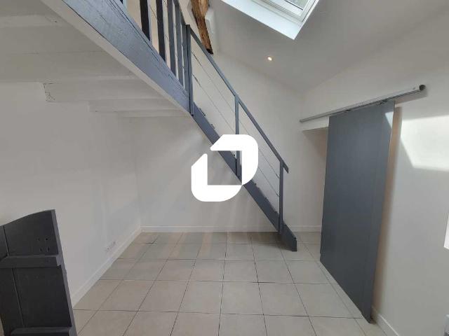 Bureaux à vendre ou louer Montlhéry Proche RER C et N20