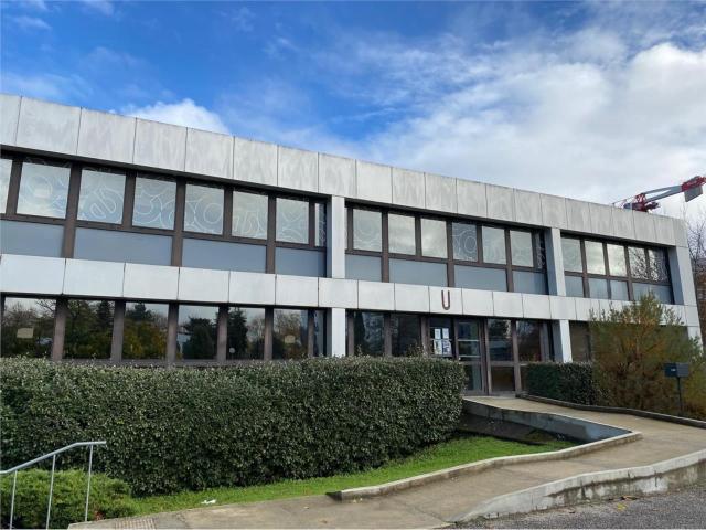 Bureaux à vendre Bordeaux Lac Proche tram et centre commercial