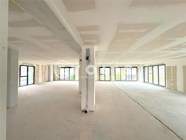 Bureaux à vendre Bordeaux Quartier en expansion UPCA Sport Station
