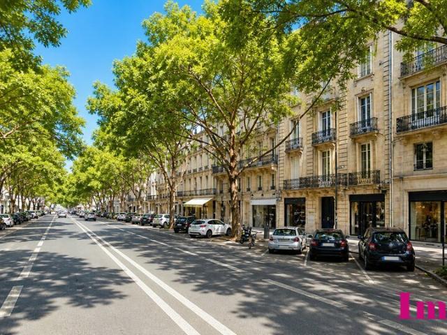 Bureaux à vendre Bordeaux Triangle d'Or Bien desservi tram et bus