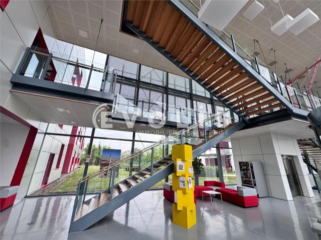 Bureaux à vendre Dardilly Proche gare et bus Moulin Berger
