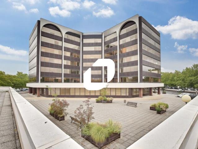Bureaux à vendre Évry Courcouronnes Proche Tribunal, N7 et A6