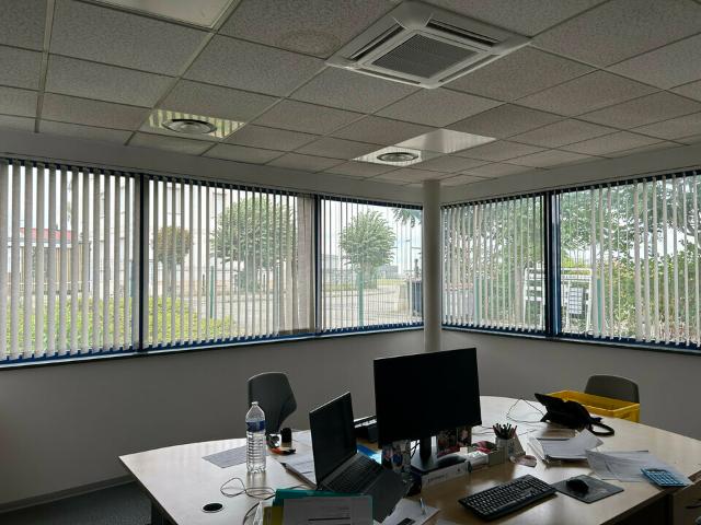 Bureaux à vendre Illzach 30 places de parking