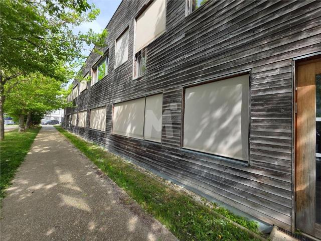 Bureaux à vendre location Savigny le Temple Proche RER D
