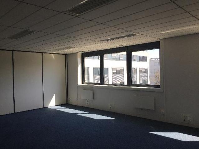 Bureaux à vendre Lognes Proche RER A et accès A4