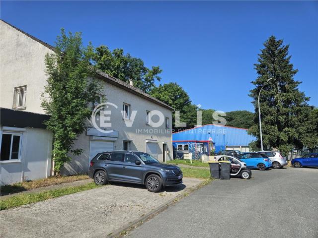 Bureaux à vendre Pecqueuse Proche RER Saint Rémy lès Chevreuse