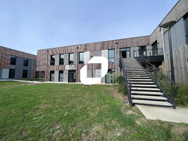 Bureaux à vendre Roncq Lumineux, loggia privative et accès véhicules