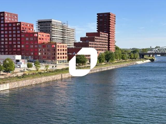 Bureaux à vendre Strasbourg 2 Rives Tram et quais réaménagés