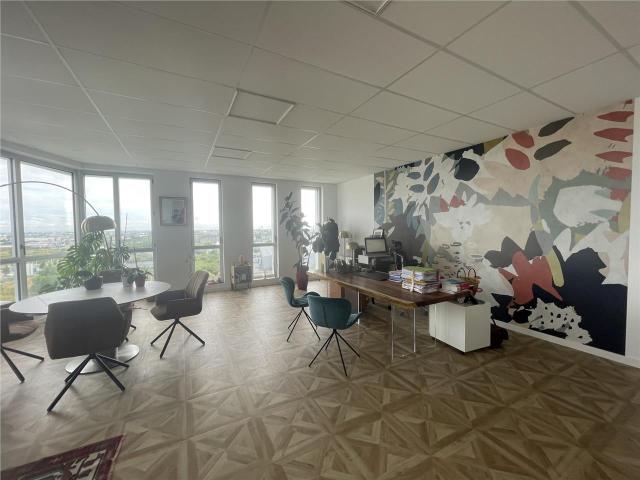Bureaux à vendre Saint Nazaire Proche gare et réseaux routiers