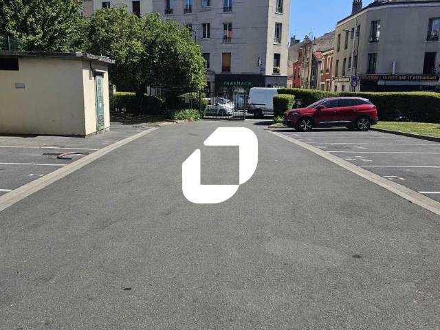 Bureaux à vendre Saint Denis Proche métro ligne 13 et commerces