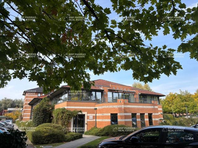 Bureaux à vendre Villeneuve d'Ascq Proche services et transports