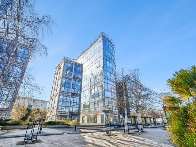 Bureaux à vendre Villepinte Proche transports