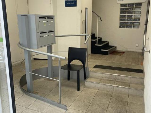 BUREAUX A VENDRE