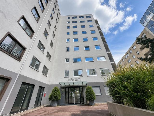 Bureaux Caluire et Cuire Saint Clair Proche métro C et tram T1