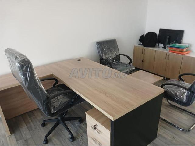Bureaux chaises tables réunion école métalliq