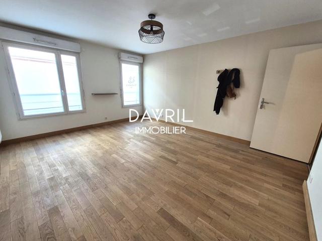 Bureaux Conflans Sainte Honorine 3 pièce s 66.53 m2
