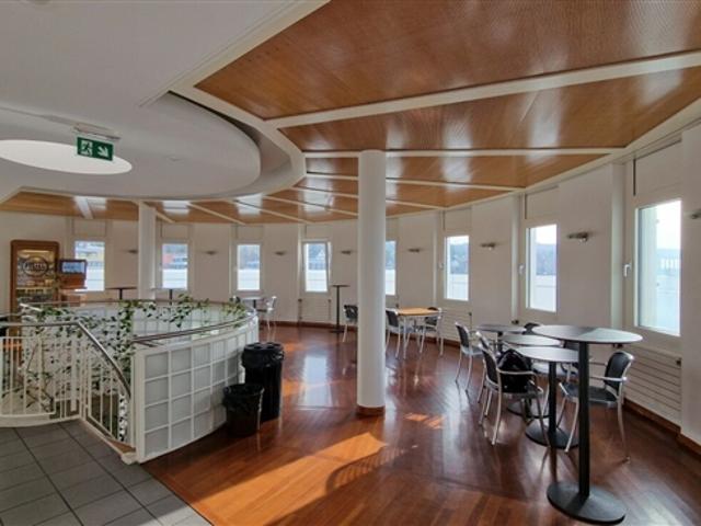 Bureaux de 550 m² à louer immédiatement à Renens