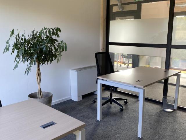 Bureaux + des espaces partagés