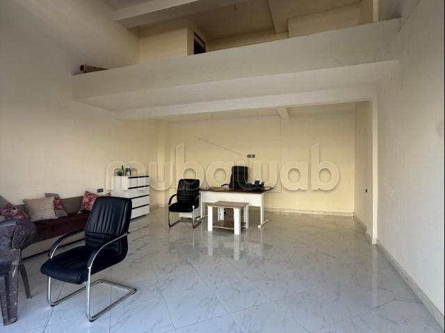 Bureaux et commerces à vendre à la plage de Sidi Rahal. La superficie est de 41 m²