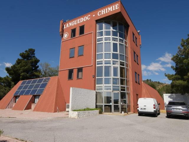 Bureaux et entrepôt emblématiques 1620m² Narbonne