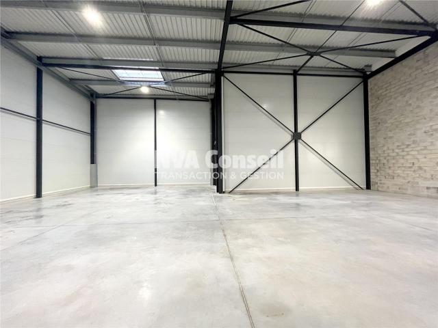 Bureaux entrepôt à vendre Louvres VEFA Structure métallique