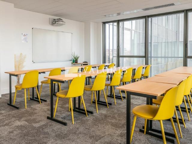 Bureaux formation Villeurbanne Proche tram, bus et gare